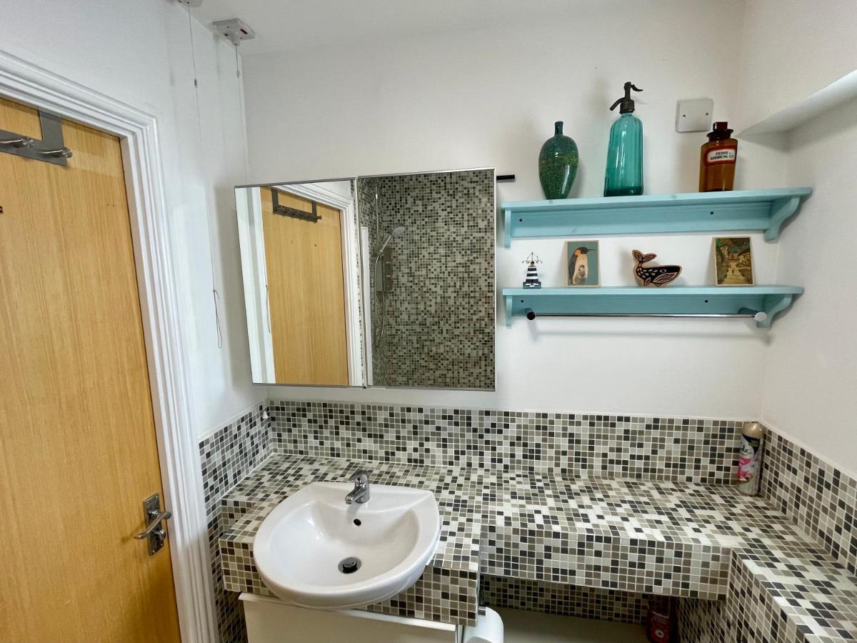 Bright 1 Bed Flat Near Cabot Circus Apartment Bristol Room photo